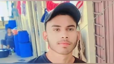 बदायूं: बदायूं के राजपुर गांव के समीप मैजिक गाड़ी ने बाइक सवारों को टक्कर मारी, एक की मौत एक घायल हुआ