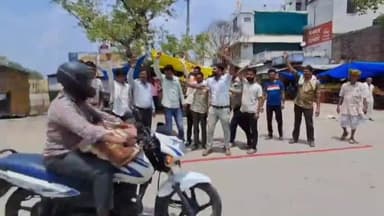 पीपलदा: ओम बिरला के लगातार दूसरी बार लोकसभा अध्यक्ष बनने पर अयाना कस्बे में हुई आतिशबाजी