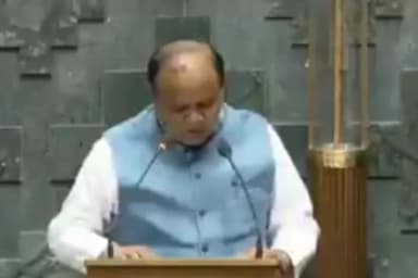 बरेली: बरेली लोकसभा बीजेपी सांसद छत्रपाल सिंह गंगवार ने संसद में बोले हिंदू राष्ट्र के बोल,विपक्ष ने किया जमकर हंगामा