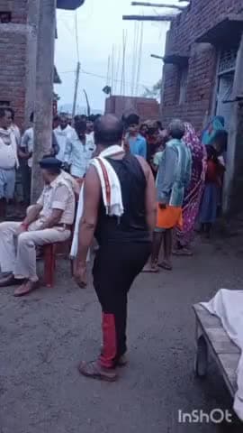 नबीनगर: खपरमंडा टोले बुधन बीघा गांव में बधार में मवेशी चरा रहे दो लोगों की वज्रपात की चपेट में आकर हुई मौत