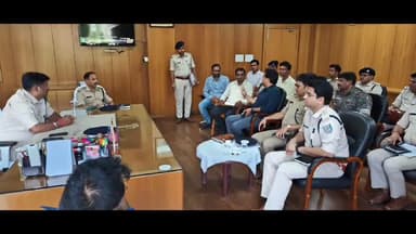 हज़ारीबाग: पुलिस अधीक्षक हजारीबाग के अध्यक्षता में जिला परिवहन पदाधिकारी के साथ महत्वपूर्ण बैठक