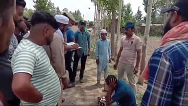 ਪਠਾਨਕੋਟ: ਸੁੰਦਰ ਚੱਕ ਮਲਕਪੁਰ ਰੋਡ ਤੇ ਯੂਵੀਡੀਸੀ ਨਹਿਰ ਦੇ ਕੋਲ ਮੋਟਰਸਾਈਕਲ ਅਤੇ ਕਾਰ ਦੀ ਟੱਕਰ ਦੇ ਵਿੱਚ ਮੋਟਰਸਾਈਕਲ ਸਵਾਰ ਹੋਇਆ ਜ਼ਖਮੀ