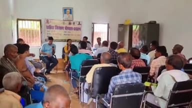 कस्बा: कस्बा प्रखंड के मल्हारिया पंचायत भवन में खरीफ किसान चौपाल का आयोजन