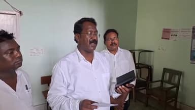 ठेठईटांगर: कोलेबिरा विधायक ने सिमडेगा में बिजली की समस्या को लेकर बिजली के जीएम के साथ दूरभाष में की बात