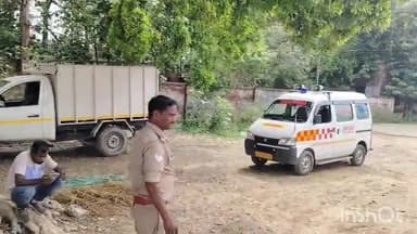 लखीमपुर: भानपुरी खजुरिया में संदिग्ध परिस्थिति में घर में मिला व्यापारी का शव, व्या०मं०अध्यक्ष ने हत्या के बाद लूट की जताई आशंका