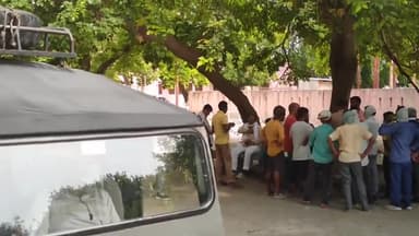 मेहनगर: गंभीरपुर में घर फर्राटा पंखा के प्लग को लगाने के दौरान शॉर्ट सर्किट से करंट की चपेट में आकर बुजुर्ग की मौत, पोस्टमार्टम