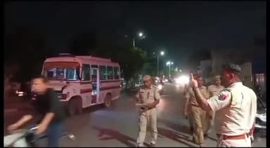 जोधपुर: गीता भवन रोड पर सिटी बस ने स्कूटी सवार को लिया चपेट में, मौके पर पहुंची पुलिस।