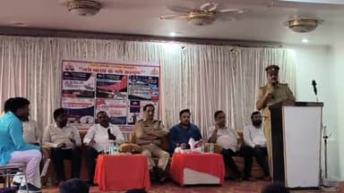 भोगांव: पडुआ रोड स्थित शांति गार्डन में 'नए भारत के नए कानून' के तहत कार्यशाला का हुआ आयोजन, लोगों को किया गया जागरूक