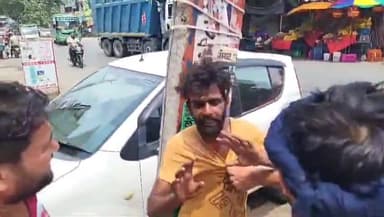 ਮੋਗਾ: ਬਾਘਾ ਪੁਰਾਣਾ ਦੇ ਬੱਸ ਸਟੈਂਡ ਕੋਲੇ ਇੱਕ ਵਿਅਕਤੀ ਵੱਲੋਂ ਮੋਟਰਸਾਈਕਲ ਚੋਰੀ ਕਰਨ ਦੀ ਕੀਤੀ ਗਈ ਕੋਸ਼ਿਸ਼ ਲੋਕਾਂ ਵੱਲੋਂ ਫੜ ਕੇ ਕੀਤੀ ਛਿੱਤਰ ਪਰੇਡ