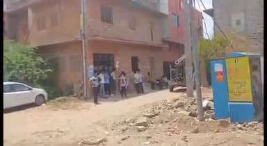 जोधपुर: एयरपोर्ट रोड पर नगर निगम के कर्मचारियों व बिजली घर के कर्मचारियों के बीच हुआ झगड़ा