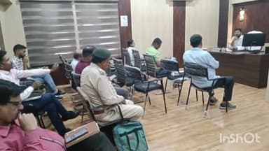 सिरोंज: तहसील कार्यालय में हुआ जनसुनवाई का आयोजन,एसडीएम सहित अधिकारियों ने सुनी जनता की समस्याएं
