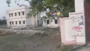 फूलपुुर: लक्ष्मनपुर गांव में संदिग्ध हालात में एक किशोरी ने फांसी लगाकर की आत्महत्या