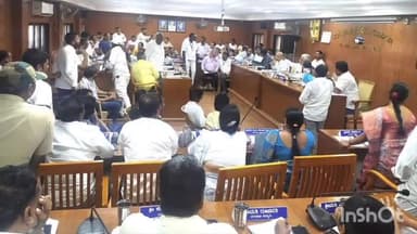 ಶಿವಮೊಗ್ಗ: ಸಾಂಕ್ರಮಿಕ ರೋಗ ತಡೆಗೆ ಅಧಿಕಾರಿಗಳಿಗೆ ಮುನ್ನೆಚ್ಚರಿಕೆ ಕ್ರಮ ಕೈಗೊಳ್ಳುವಂತೆ ಪಟ್ಟಣದಲ್ಲಿ ಶಾಸಕ ಬಿ.ಕೆ ಸಂಗಮೇಶ್ವರ ಸೂಚನೆ