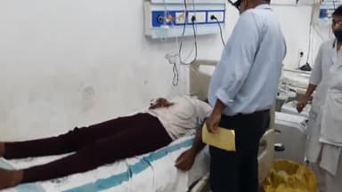 अकोढ़ी गोला: आयर कोठा गांव में जहर खाने से युवक की बिगड़ी तबीयत, इलाज के लिए लाया गया अस्पताल