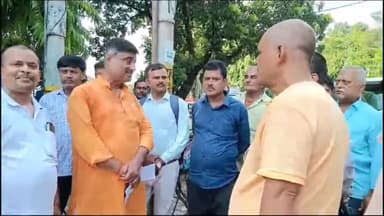 मुशहरी: शाही जीवर गांव में किसान के जमीन में भूमाफिया ने गड़ा लाल झंडा,किसान ने कलेक्ट्रेट में डीएम एसएसपी से किया मुलाकात