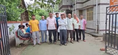 बदायूं: इस्लामनगर में सड़क हादसे में घायल हुऐ बाइक सवार युवक की ईलाज के दौरान हुई मौत। पुलिस ने शव का पोस्टमार्टम कराया।