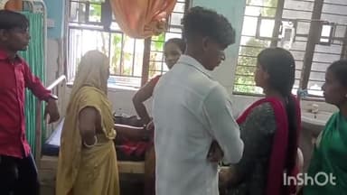 लखीसराय: सदर अस्पताल के सामने लखीसराय मुख्य मार्ग पर ई रिक्शा के अनियंत्रित होने से एक व्यक्ति जख्मी, किया गया उपचार।