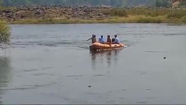 जबलपुर: बारिश के मौसम मद्देनजर टूरिस्ट प्लेस में पुलिस का अलर्ट,लगाए गए संकेत बोर्ड,पानी से दूर रहने की अपील