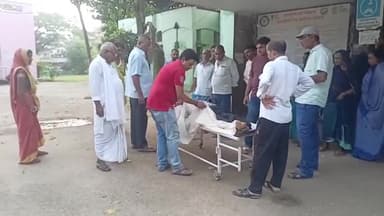 हिलसा: कमता लोहंडा के पास अनियंत्रित होकर मारुति सुजुकी पेड़  टकराई, एक व्यक्ति को हुई मौत