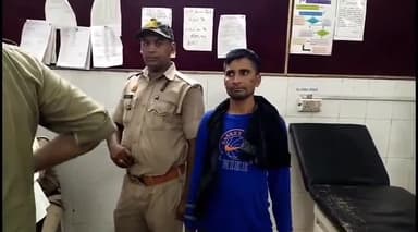 इटावा: इकदिल पुलिस ने मनियामऊ के रहने वाले वारन्टी अभियुक्त को गिरफ्तार किया है, अभियुक्त का मेडिकल करा कोर्ट में पेश किया है