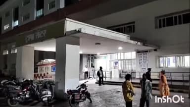 विदिशा नगर: सोमवार शाम बडी वीर मे सर्पदंश के बाद जिला अस्पताल में रेफर कर भर्ती कराया गया 18 वर्षीय युवक