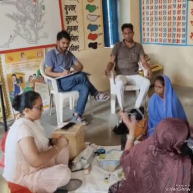 जालौर: जालौर में मिशन स्वस्थ बचपन अभियान के तहत स्वास्थ्य कर्मियों ने बच्चों को किए टीकाकरण