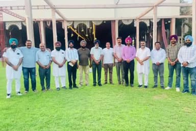 ਮਲੋਟ: ਸੋਸ਼ਲ ਵਰਕਰ ਐਸੋਸੀਏਸ਼ਨ ਦੀ ਪੰਜਾਬ ਪੈਲੇਸ ਵਿਚ ਹੋਈ ਮੀਟਿੰਗ, ਸ਼ਨੀਵਾਰ ਨੂੰ ਕੱਢੀ ਜਾਵੇਗੀ ਰੁੱਖ ਬਚਾਓ ਜਾਗਰੂਕਤਾ ਰੈਲੀ