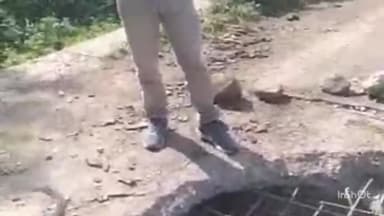 भीकनगांव: नरगाव रामपुरा रोड़ पर पुल पर हुए गड्डे का निमार्ण कार्य हुआ चालु राहगीरो को नहि होगी समस्याएं