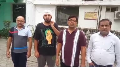 मेरठ: दोस्त को स्कूटी से छोड़ने के लिए जा रहा था युवक रोड से हटाने पर युवक पर किया धारदार हथियार से हमला जी है