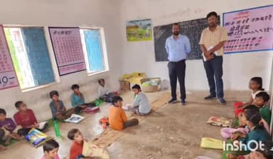 आरोन: शहरोक और गेलोन के सरकारी स्कूल में शिक्षकों से पहले पहुंच गए आरोन एसडीएम, निरीक्षण में अनुपस्थित मिले शिक्षक