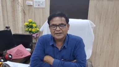 बदायूं: पहाड़पुर प्राथमिक विद्यालय की किताबें वेंचने जाने के वायरल वीडियो में बीएसए ने संज्ञान लेकर जांच कमेटी गठित की।