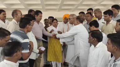 सीतामऊ: जावद TI द्वारा सोंधिया राजपूत समाज को कुख्यात जाती बताया उसके विरोध में TI पर कार्रवाई को लेकर सुशासन भवन में दिया ज्ञाप