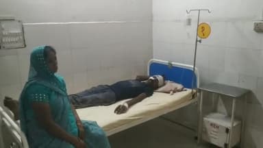 इटावा: बकेवर इलाके में शख्स के साथ हुई मारपीट, पुलिस ने घायल शख्स का कराया मेडिकल