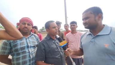 सुपौल: सदर प्रखंड अंतर्गत बाढ़ के पानी रुक जाने से धान का फसल हो नस्ट हो गया हे