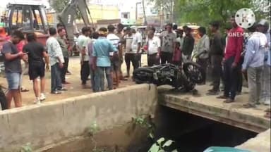 कोल: थाना सासनी गेट क्षेत्र के अंतर्गत अज्ञात युवक ने बाइक को नाले में डालकर हुआ फरार, घटना सीसीटीवी में हुई कैद