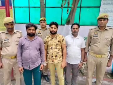 मुरादाबाद: थाना नागफनी पुलिस ने दसवीं घाट पर कल पथराव करने वाले तीन आरोपियों को किया, गिरफ्तार