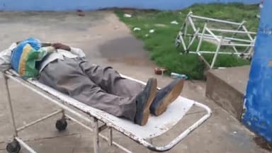 अकोढ़ी गोला: अकोढीगोला बाजार में अनियंत्रित ट्रैक्टर ने एक व्यक्ति को मारी टक्कर, व्यक्ति हुआ घायल