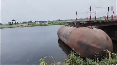 कसिया: गौरी जगदीश में बांसी नदी पर बने पीपा पुल को प्रशासन ने कराया बंद, ग्रामीणों ने एसडीएम से की नाव की मांग