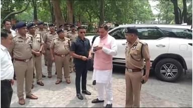 हरिद्वार: सीएम पुष्कर सिंह धामी ने सीसीआर भवन में ली अधिकारियों की बैठक, कांवड़ मेले के लिए जारी किया ₹3 करोड़ का बजट