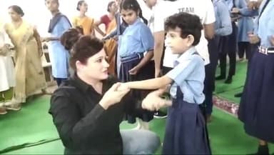 प्रयागराज: नारीशक्ति को बढ़ावा देने के उद्देश्य से सिविल लाइन में मूक-बधिर बच्चों के लिए शुरू किया 1 वर्षीय निशुल्क कराटे प्रशिक्षण