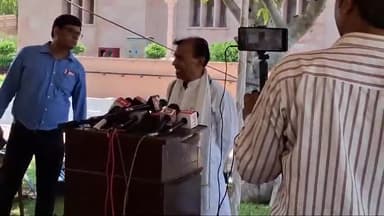 गोविंदगढ़: रामगढ़ विधायक जुबेर खान ने की प्रेस कांफ्रेंस, बीजेपी सरकार पर साधा निशाना