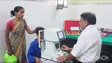 लखीसराय: शहर के पुरानी बाजार लायंस क्लब परिसर में आंखों की जांच हेतु लगाया गया निशुल्क जांच शिविर।