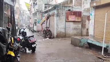 प्रयागराज: शहर के कई स्थानों पर तेज धूप तो कई स्थानों पर हो रही बारिश, लोगों की सेहत पर पड़ रहा असर