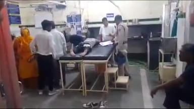 जबलपुर: महाकौशल कॉलेज के सामने कॉलेज छात्र को बदमाशो ने मारा चाकू, मामला दर्ज, आरोपियो की तलाश