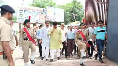 गुना नगर: ऊर्जा मंत्री प्रद्युम्न सिंह तोमर द्वारा गुना में प्रधानमंत्री कॉलेज ऑफ एक्सीलेंस का किया गया शुभारंभ