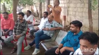 मांगरौल: मांगरोल थाना परिसर में आगामी त्यौहारों को लेकर अंता पुलिस उपाधीक्षक की अध्यक्षता में सीएलजी सदस्यों की बैठक हुई आयोजित