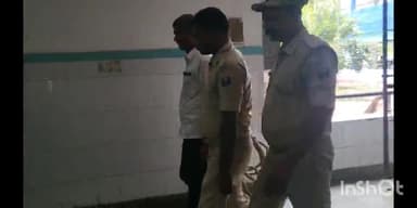 सुपौल: सुपौल sc-st थाना की पुलिस जमीनी विवाद मारपीट मामले में नोनपार से एक व्यक्ति को गिरफ्तार कर मेडिकल कराने लाई सदर अस्पताल