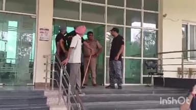 ਡੇਰਾਬਸੀ: ਅੱਜ ਨਗਰ ਕੌਂਸਲ ਜ਼ੀਰਕਪੁਰ ਵਿਖੇ 21 ਬਾਗੀ ਕੌਂਸਲਰਾਂ ਦੀ ਮੀਟਿੰਗ ਡੀਸੀ ਮੋਹਾਲੀ ਨੂੰ ਲਗਾਇਆ ਓਬਜਰਵਰ