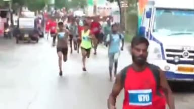 परळी: कृषिमंत्री धनंजय मुंडे यांच्या मार्गदर्शनात परळीत मॅरेथॉन स्पर्धा संपन्न