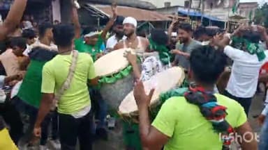 फारबिसगंज: भागकोहलिया में मुस्लिम समुदाय के लोगों ने मोहर्रम पर्व की नवमी पर निकाला जुलूस